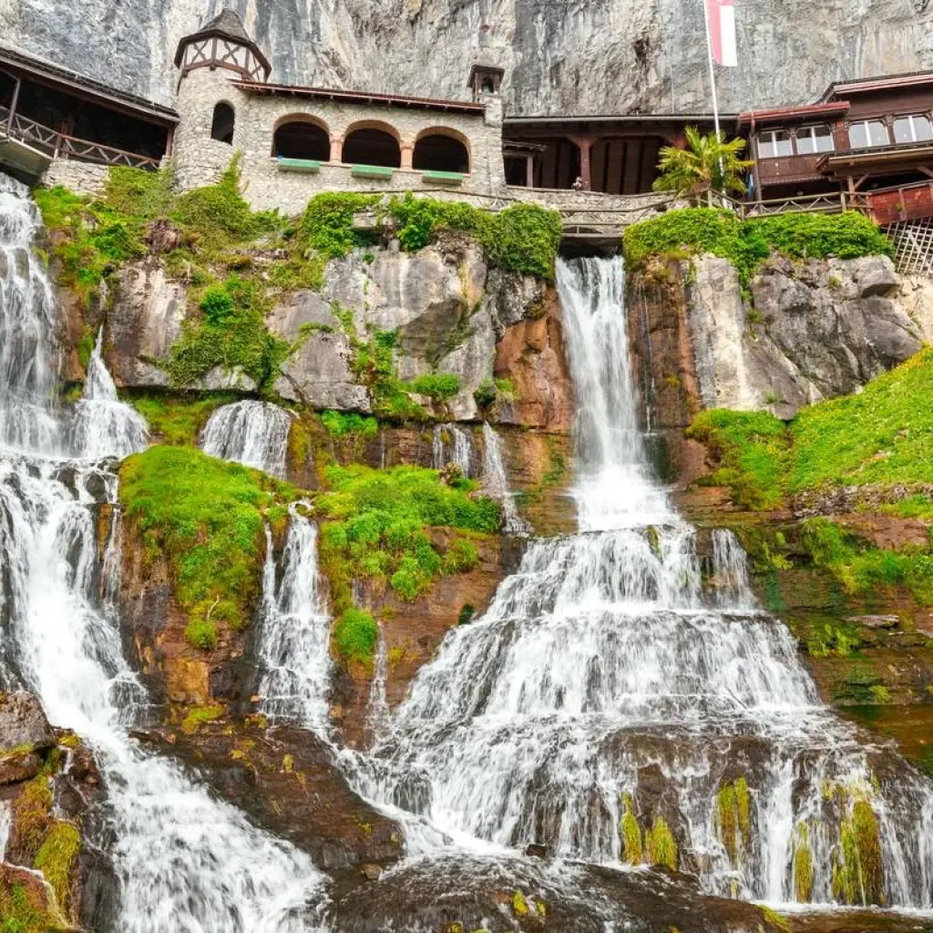 Explore 6 Day Exploring the Landscapes of Switzerland from Zurich for 6 days with Rabbie’s Small Group Tours and discover unforgettable experiences - Photo 2