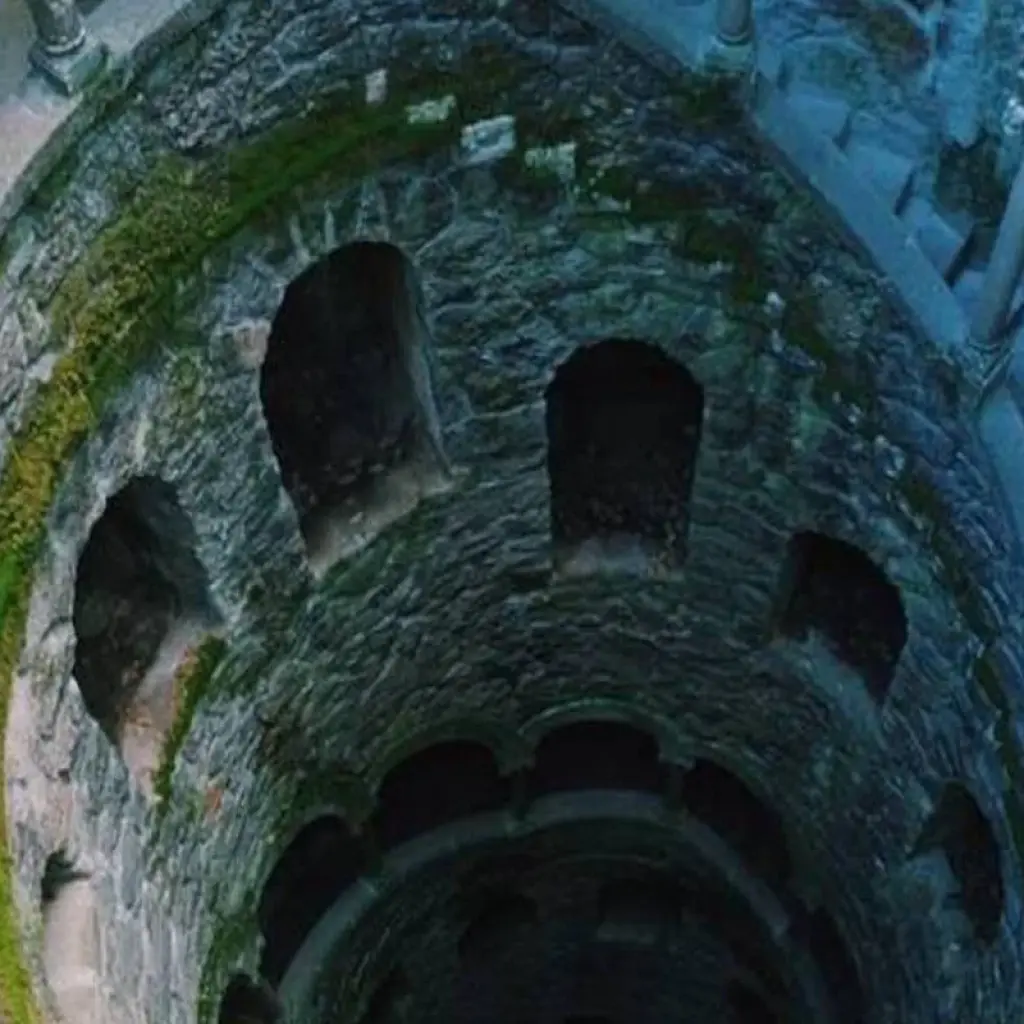Explore Wonders of Portugal for 5 days with Receptivo Aborigen Tours and discover unforgettable experiences - Photo 2