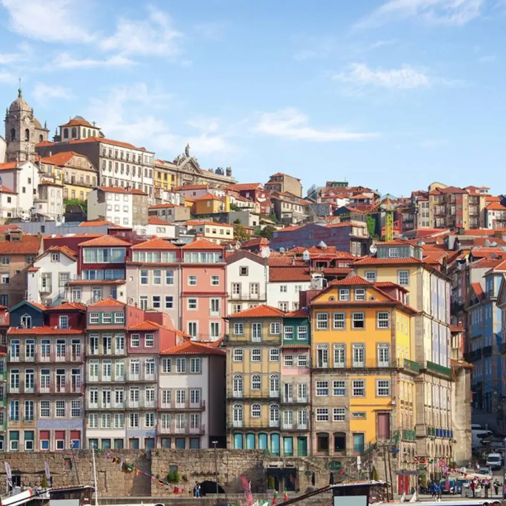 Explore Best of Spain, Portugal and Morocco (Winter) for 28 days with Contiki and discover unforgettable experiences - Photo 2