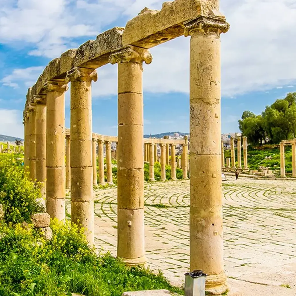 Explore Enchanting Jordan for 9 days with Gebeco and discover unforgettable experiences - Photo 2