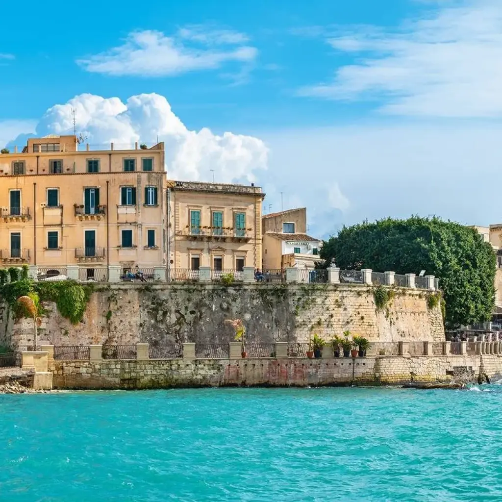 Explore Splendours of Sicily for 10 days with Blue-Roads Touring and discover unforgettable experiences - Photo 2