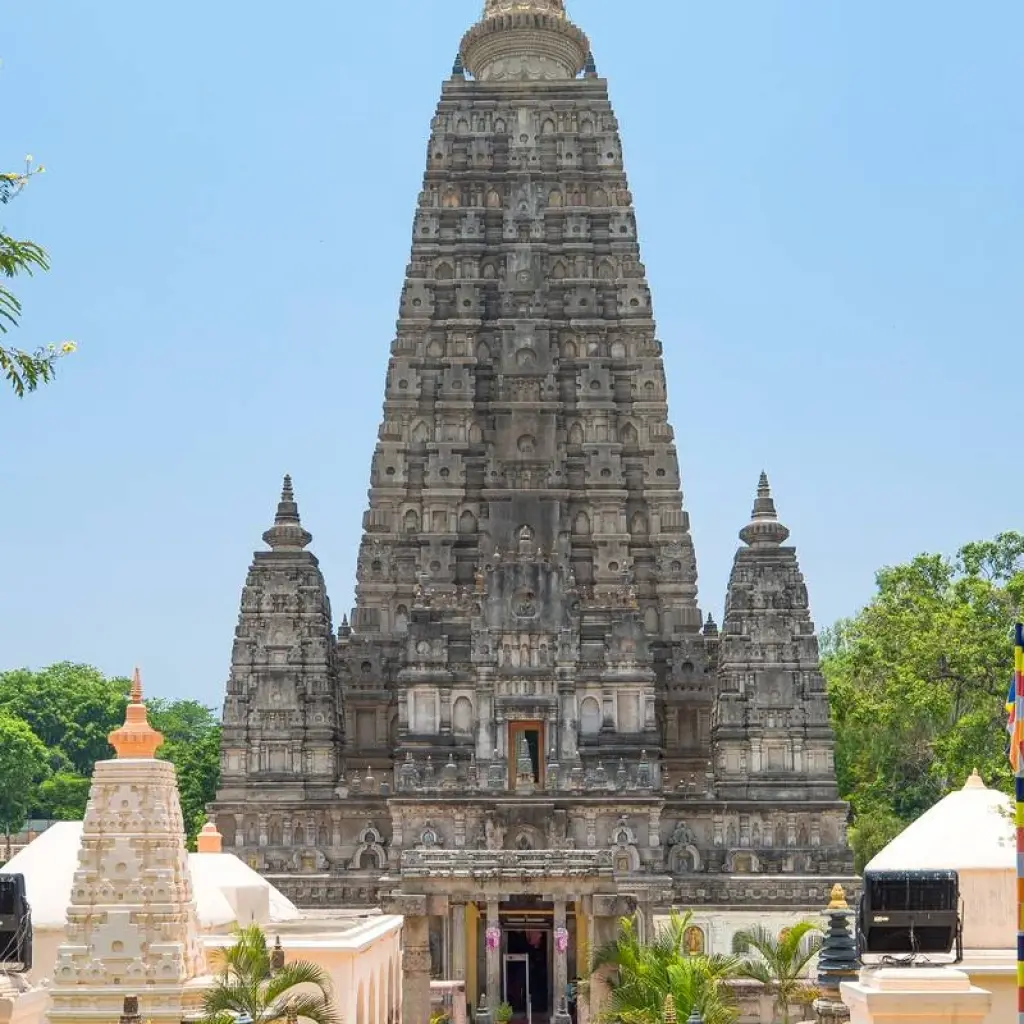 Explore Sacred Heartlands: Ayodhya, Varanasi & Bodh Gaya Exploration for 5 days with Agora Voyages OPC Pvt Ltd and discover unforgettable experiences - Photo 2