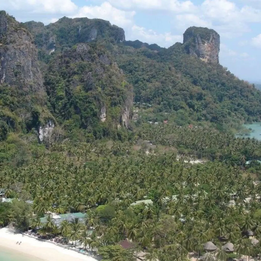 Explore A Relaxing Getaway to the Exotic Islands, 10 Days for 10 days with Destination Services Thailand and discover unforgettable experiences - Photo 2