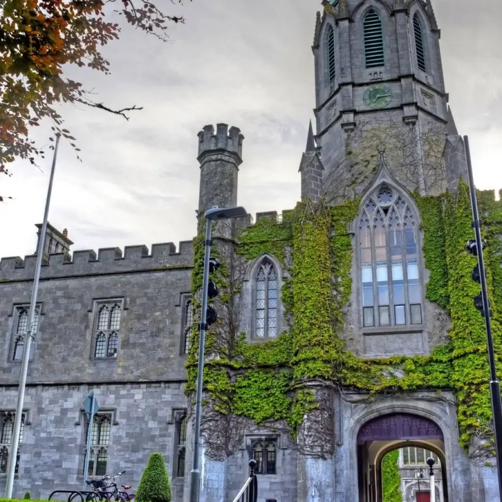 Explore Irish Escape for 7 days with Globus and discover unforgettable experiences - Photo 2