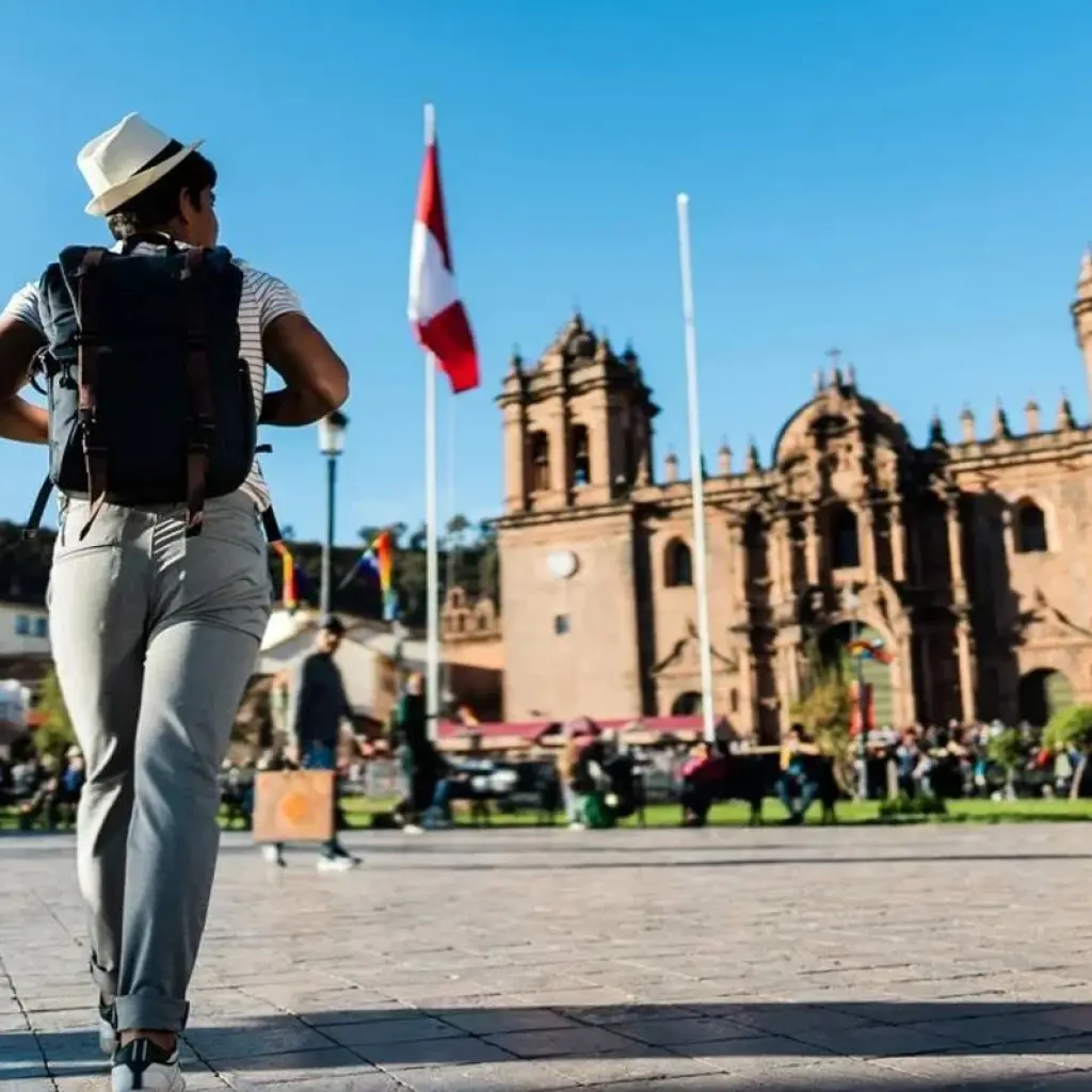 Explore Culinary Hiking Tour in Peru: Cusco, Sacred Valley, Machu Picchu, and Rainbow Mountain for 6 days with Crossover Peru and discover unforgettable experiences - Photo 2