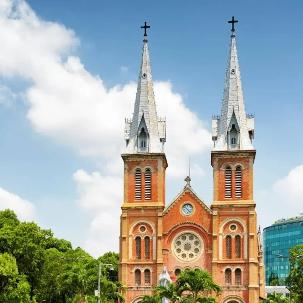 Explore Exploration Vietnam and Thailand in 10 Days for 10 days with Realistic Asia and discover unforgettable experiences - Photo 2