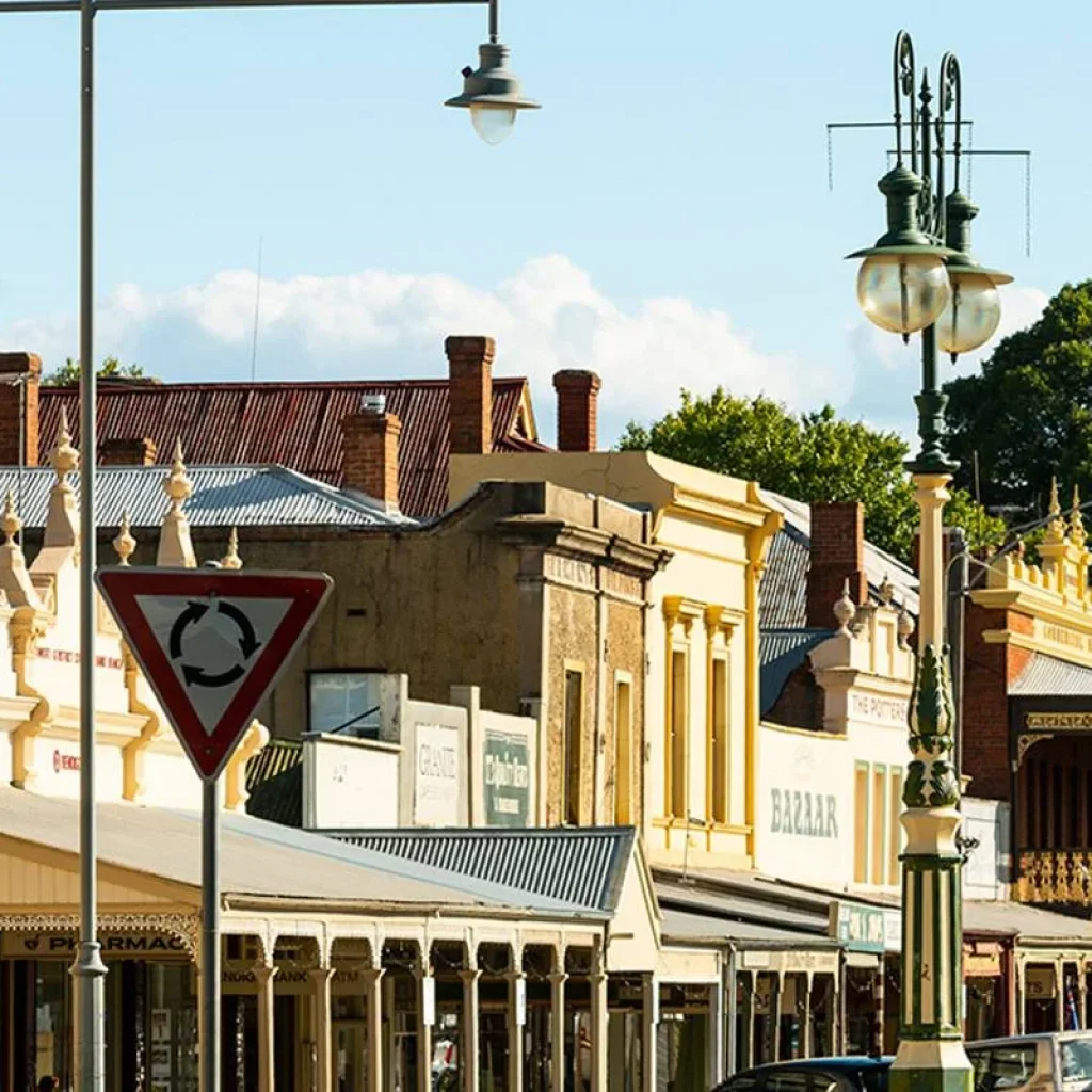 Explore Southern Capitals - City Meets Bush (2026/2027) for 5 days with AAT Kings and discover unforgettable experiences - Photo 2