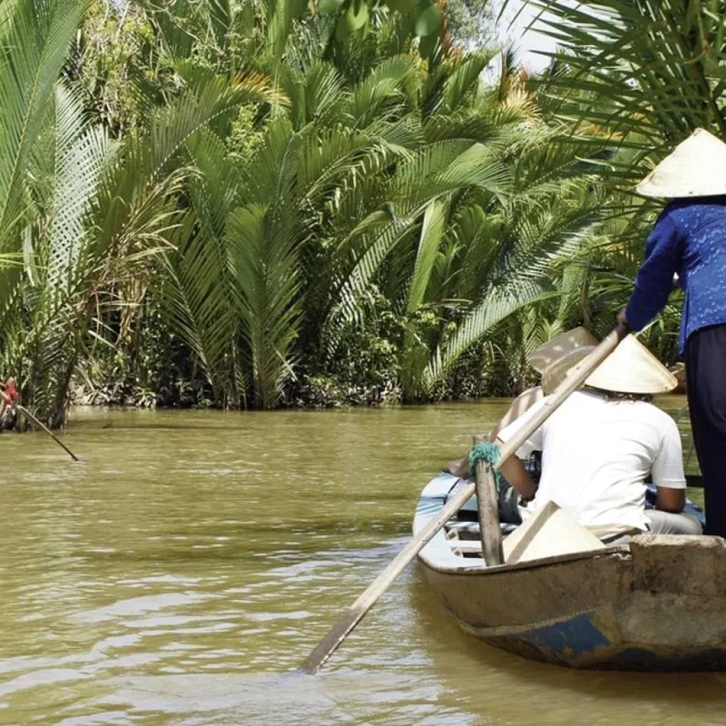 Explore Vietnam Classic (group tour) for 8 days with DERTOUR and discover unforgettable experiences - Photo 2