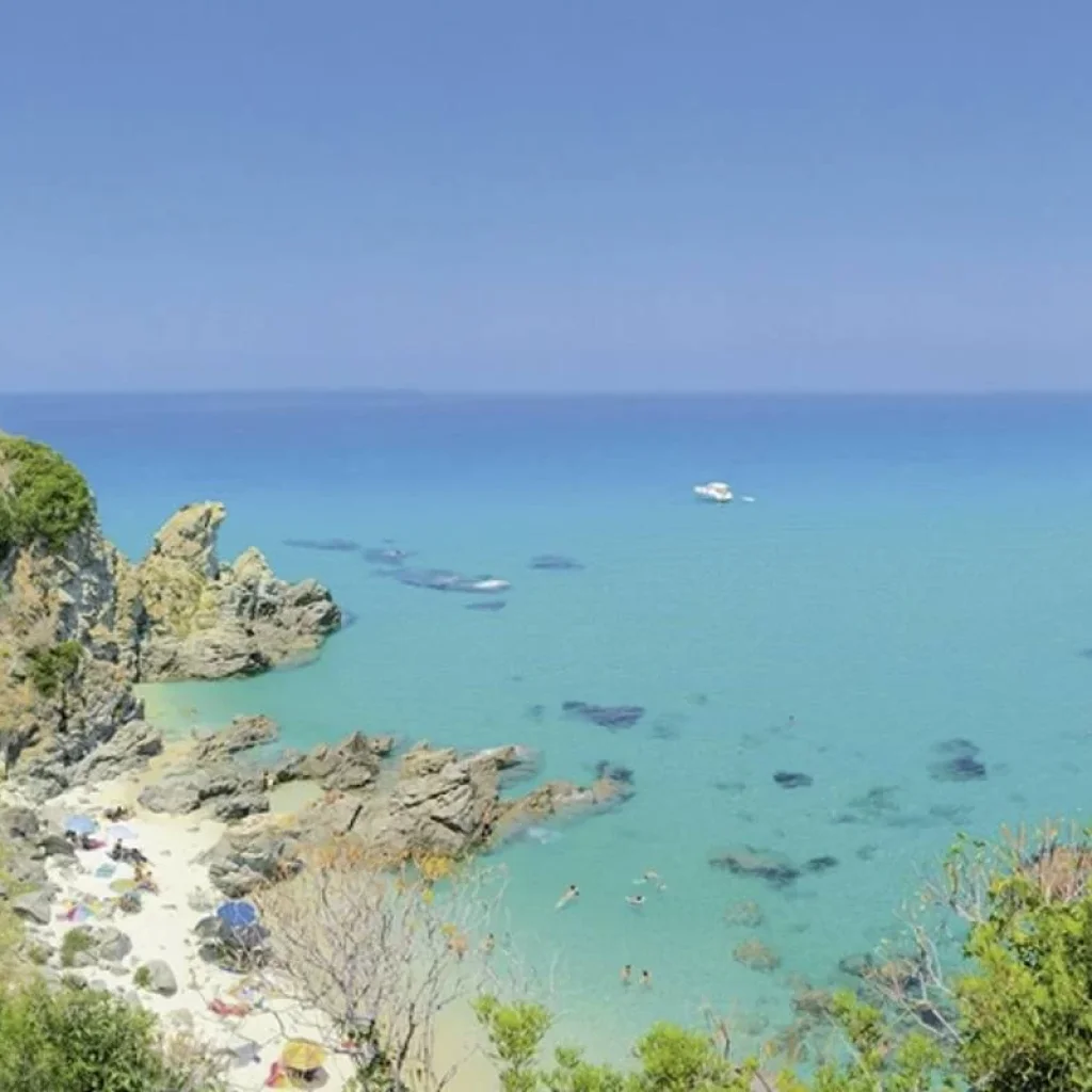 Explore Site Tour Calabria for 8 days with DERTOUR and discover unforgettable experiences - Photo 2