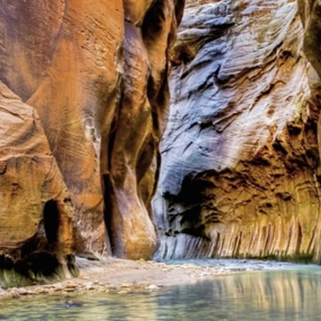 Explore Golden bridges & grandiose canyons for 13 days with DERTOUR and discover unforgettable experiences - Photo 2
