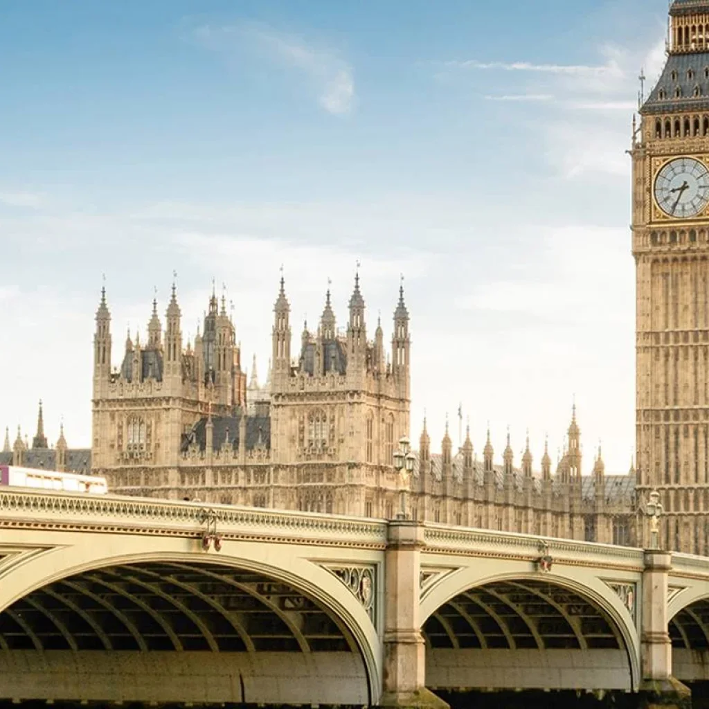 Explore London Explorer (3 Days) for 3 days with Contiki and discover unforgettable experiences - Photo 2