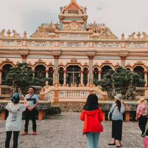 Explore 6 Days Vietnam Tour ( HANOI – HALONG BAY – DANANG ) for 6 days with  Taj Voyages Tours  and discover unforgettable experiences - Photo 7