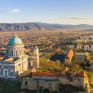 Explore Danube Classics 2025 for 8 days with A-ROSA and discover unforgettable experiences - Photo 7