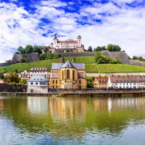 Explore Magnificent Europe with Paris Budapest → Paris (2026) for 18 days with APT and discover unforgettable experiences - Photo 9