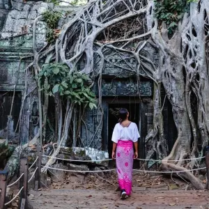 Explore Spiritual Cambodia and The Mekong Siem Reap → Ho Chi Minh City (2025) for 11 days with APT and discover unforgettable experiences - Photo 11