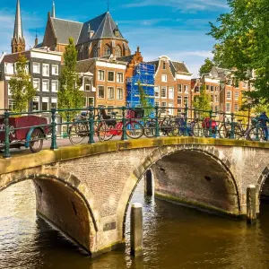 Explore Magnificent Europe Amsterdam → Budapest (2026) for 15 days with APT and discover unforgettable experiences - Photo 2