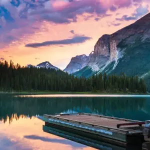 Explore Eastern Canada, Rockies Odyssey and Alaska Cruise Toronto → Vancouver (2025) for 31 days with APT and discover unforgettable experiences - Photo 11