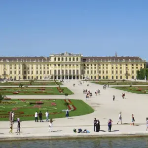 Explore Magnificent Europe with Paris Paris → Budapest (2026) for 18 days with APT and discover unforgettable experiences - Photo 9