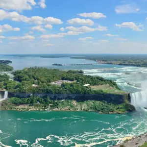 Explore Eastern Canada and New England Cruise Toronto → Boston (2026) for 17 days with APT and discover unforgettable experiences - Photo 3