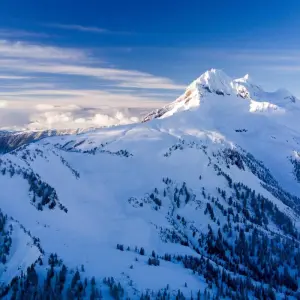 Explore Castles and Festive Winter Wonderland Victoria → Calgary (2026) for 14 days with APT and discover unforgettable experiences - Photo 5