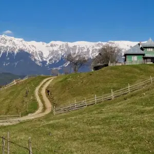 Explore Transylvanian Village Life in the Carpathian Mountains: An Eco-Certified Experience for 8 days with Active Travel and discover unforgettable experiences - Photo 11