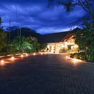 4 Days Masai Mara Flying Safari - Keekorok Lodge - 4 days with Africa Venture Safaris - Photo 6 Explore 4 Days Masai Mara Flying Safari - Keekorok Lodge for 4 days with Africa Venture Safaris and discover unforgettable experiences - Photo 6