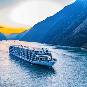 Explore China's Golden Triangle & Yangtze River Cruise for 11 days with Agate Travel and discover unforgettable experiences - Photo 6