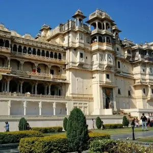 Explore 6 Days Golden Triangle Tour with Udaipur- Taj Mahal Sunset/Sunrise for 6 days with Agra Taj Visit and discover unforgettable experiences - Photo 11