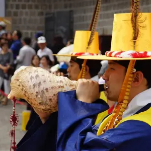 Explore Tailor-Made Best Korea Family Tour, Daily Start & Private Guide for 6 days with Agate Travel and discover unforgettable experiences - Photo 3