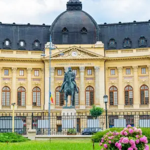 Explore 4 Day Short Trip through Central Europe from Vienna to Budapest- Small Group Tour for 4 days with Ajdinis and discover unforgettable experiences - Photo 3