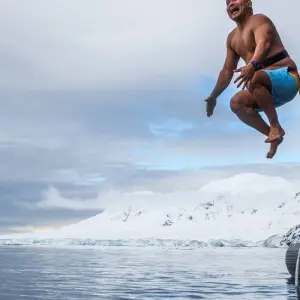 Explore Highlights of the Southern Spring 9D/8N for 9 days with Albatros Expeditions and discover unforgettable experiences - Photo 4