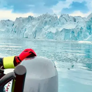 Explore Svalbard - Last Stop before the North Pole for 8 days with Albatros Expeditions and discover unforgettable experiences - Photo 4