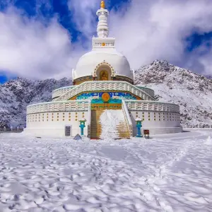 Explore Escorted Ladakh Winter Tour Package for 8 days with Alkof Holidays and discover unforgettable experiences - Photo 3