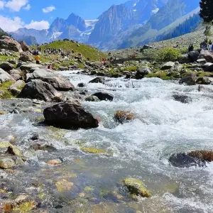 Explore Enchanting Kashmir Tour for 7 days with Alkof Holidays and discover unforgettable experiences - Photo 5