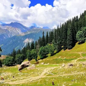 Explore Escorted Kashmir Ladakh Tour Package for 15 days with Alkof Holidays and discover unforgettable experiences - Photo 9