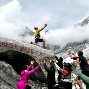 Explore Everest Three Passes Trek for 19 days with Alpine Club of Himalaya and discover unforgettable experiences - Photo 8