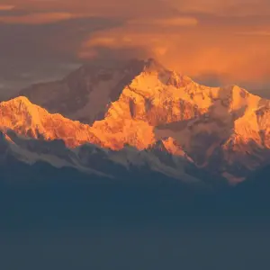 Explore Kanchenjunga North Base Camp Trek for 16 days with Alpine Club of Himalaya and discover unforgettable experiences - Photo 4