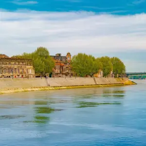 Explore Colors of Provence 2026 for 8 days with AmaWaterways and discover unforgettable experiences - Photo 4