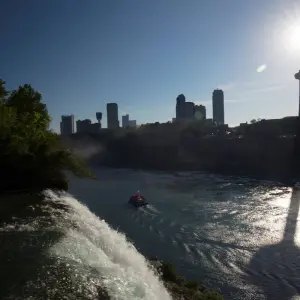 Explore Niagara Falls and Outlet Shopping for 2 days with Amadeo and discover unforgettable experiences - Photo 3