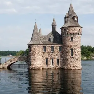 Explore Niagara Falls Toronto & 1000 Islands – 3 Days for 3 days with Amadeo and discover unforgettable experiences - Photo 9