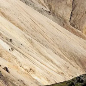 Explore 8 Day - Laugavegur trail, Golden Circle, south coast and glacier hike for 8 days with Arctic Adventures and discover unforgettable experiences - Photo 2