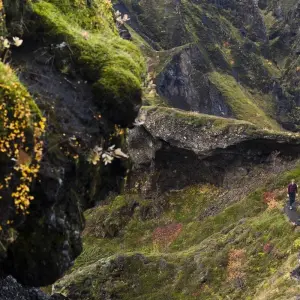 Explore 8 Day - Laugavegur trail, Golden Circle, south coast and glacier hike for 8 days with Arctic Adventures and discover unforgettable experiences - Photo 5