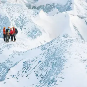 Explore 8 Day - Laugavegur trail, Golden Circle, south coast and glacier hike for 8 days with Arctic Adventures and discover unforgettable experiences - Photo 6