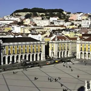 Explore Porto to Lisbon guided bike tour for 8 days with Authentic Trails and discover unforgettable experiences - Photo 4