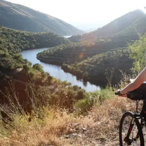 Explore Douro Valley self-guided - Wine, nature and traditions in a World Heritage region for 8 days with Authentic Trails and discover unforgettable experiences - Photo 4
