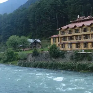 Explore Private 8 Day Best of Kashmir with Golden Temple Tour for 8 days with Avtar India Tours and discover unforgettable experiences - Photo 3