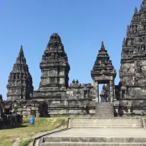 Explore From Yogyakarta: Higlight Tour of Java Temple and Vulcano for 5 days with Ayla Tour and Transport and discover unforgettable experiences - Photo 2