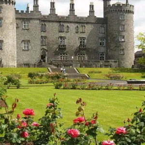 Explore The Emerald Isle for 13 days with Back-Roads Touring and discover unforgettable experiences - Photo 8