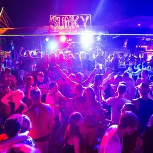 Explore Backpacking Thailand: Island Paradise (14 days) for 14 days with Backpacking Tours and discover unforgettable experiences - Photo 4