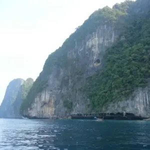 Explore Singapore to Bangkok Express Travel Pass for 10 days with Bamba Travel and discover unforgettable experiences - Photo 2